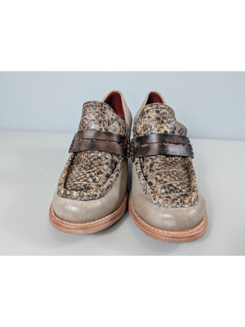 Freebird By steven Chevelle women's heeled loafers gray, brown size 8